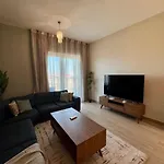 Canal & Marina View 1Br High Floor Pool & Gym